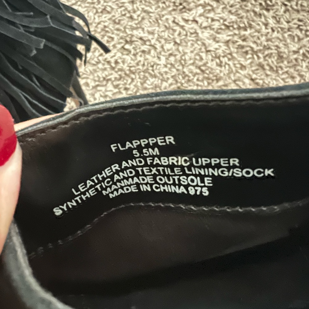 heels - Picture 3 of 5